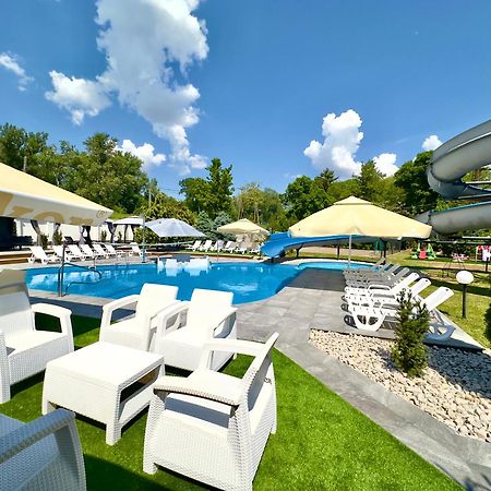 Club Hotel Pegasus Tiszaug 外观 照片