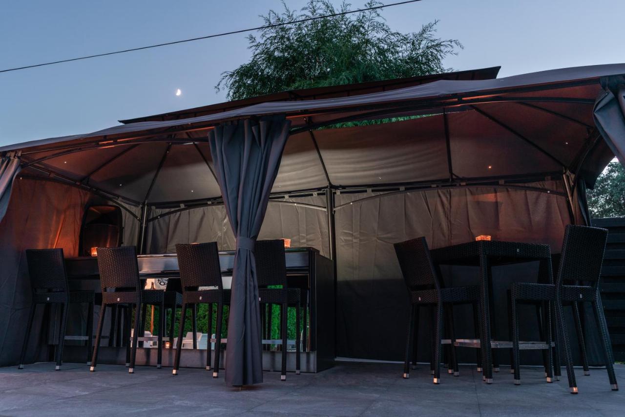 Club Hotel Pegasus Tiszaug 外观 照片